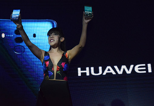 Hua_Lanzamiento Huawei Mate 10-9